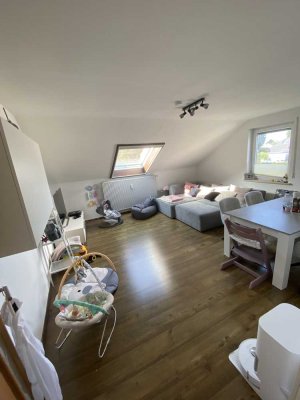 3,5-Zimmer-Wohnung im Dachgeschoss in Pentenried - Einzug am 01.10.2025