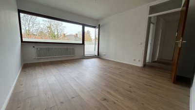 Helle 3-Zimmer-Wohnung mit Dachterrasse und umlaufendem Balkon in Alt-Solln