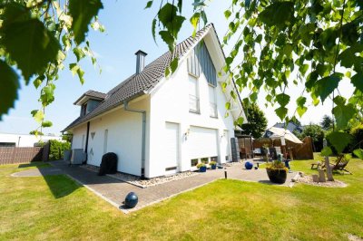 Stilvolles Einfamilienhaus mit großzügigem Grundstück und moderner Ausstattung