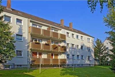 Für Jung und Alt!  3- Zimmer-Wohnung mit Balkon!