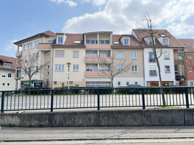RESERVIERT !  Modernes Wohnen im 1. OG mit Aufzug in Kurparknähe !