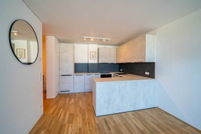 Großzügige 2-Zimmer-Wohnung mit Balkon & traumhafter Aussicht