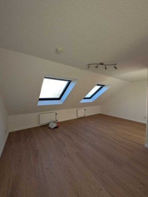 Charmante 1-Zimmer Dachgeschosswohnung in Gellershagen