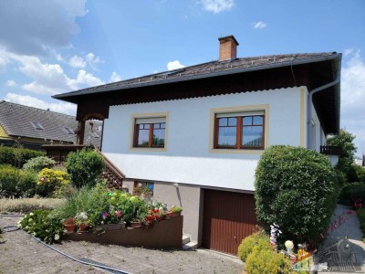 Tolles Einfamilienhaus in versteckter, ruhiger Siedlungslage (Sackgasse) mit schönem Garten wartet auf Sie!!