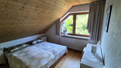 Helle 4-Zimmer-Dachgeschosswohnung mit Balkon