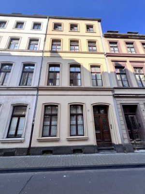 Toll geschnittene Wohnung auf der Mathildenstraße  - 80 Meter bis zu DeutzerFreiheit