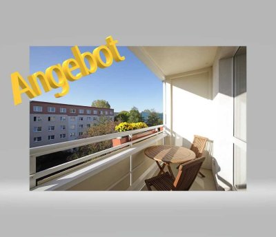 Ihr neues Zuhause? Schöne 3-Raum-Wohnung mit Balkon