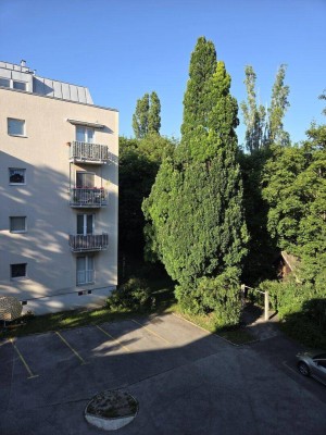 Neu sanierte und zentral begehbare 3-Zimmer-Neubauwohnung in Bestlage von Untersievering - 1190 Wien!