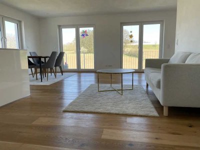 Exklusive, neuwertige 4-Zimmer-Maisonette-Wohnung mit geh. Innenausstattung mit Balkon und EBK