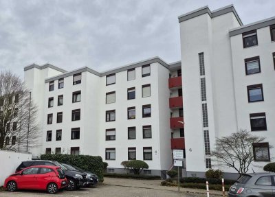 NEUER PREIS!!!  Schöne 3-Zimmer Wohnung mit Balkon an der grünen Ortsgrenze von Lampertheim