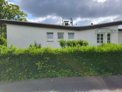 Möblierter 5-Zimmer-Bungalow in Bonn Lengsdorf