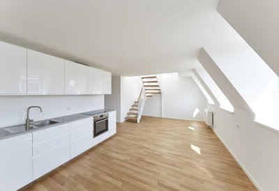 Traumhafte 2-Zi. Dachgeschoß Maisonette-Wohnung in Bestlage Isarvorstadt/Südlicher Friedhof