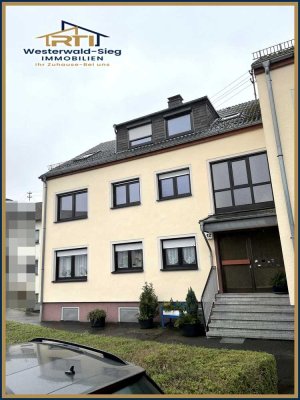 Geräumige Wohnung im Obergeschoss eines Drei-Parteien-Haus in Altenkirchen zu vermieten!
