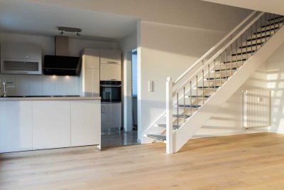 Meine Traumwohnung mit Einbauküche!!! 2. Etagen auf 160qm Wohlfühlfläche & Stellplatz!!!