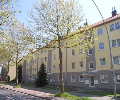 Charmante 2-Zimmer-Wohnung in Mönchengladbach mit Badewanne und Kinderspielplatz