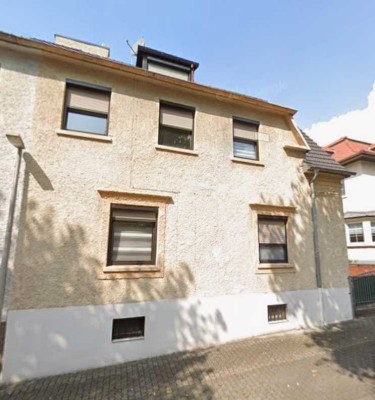 Helle 4-Zimmer Wohnung in Völklingen mit EBK und Gartenmitbenutzung