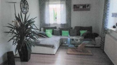 2-Zimmer Wohnung mit Einbauküche und Balkon