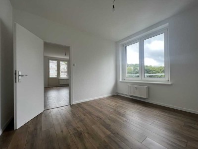 Renovierte 2 Zimmer Wohnung mit Balkon mit super Aufteilung