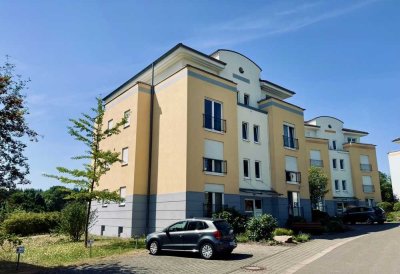 Stilvolle, neuwertige 2-Zimmer-Wohnung mit gehobener Innenausstattung mit EBK in Mettlach