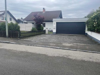 Freistehendes Einfamilienhaus sucht nette Mieter