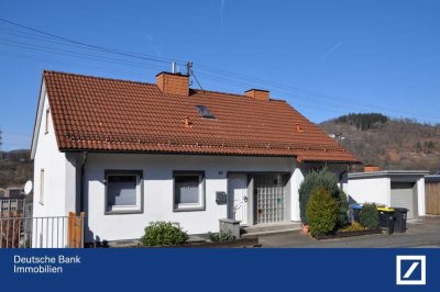 Zweifamilienhaus mit Einliegerwohnung 
– Solide Kapitalanlage oder Mehrgenerationenwohnen