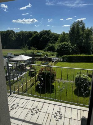 Großzügige 2-Zimmer-Wohnung (80 m²) im Grünen