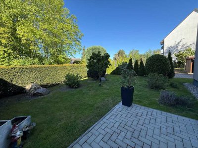 wunderschöne 3-Zimmerwohnung mit Terrasse, Garten, Stellplatz