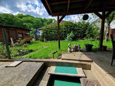 Großzügiges Familienhaus mit Fotovoltaikanlage und Garten 
  in Tholey OT