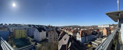 Zentrale 4-Zimmer-Penthouse-Wohnung mit schöner Aussicht