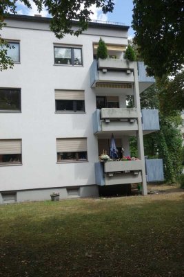 Feucht, Altrohlauer Straße 9 - Schöne 3-Zimmer-Wohnung