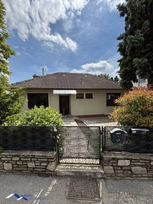 SCHULTZ IMMOBILIEN - Bungalow mit schönem Garten!