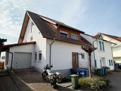 *** Wohnung auf 3 Etagen mit Garten in Reinheim/OT zu verkaufen***
