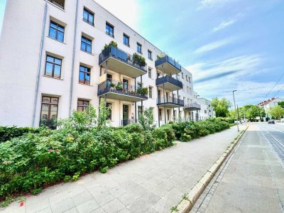 Loft-Wohnung in Wassernähe mit Tiefgarage, großem Balkon, Einbauküche und Aufzug