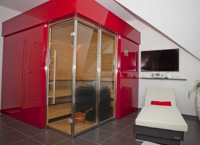 Großzügige Villa mit Einliegerwohnung und Halle in Bruck