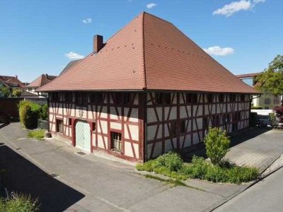 Denkmalgeschütztes 8-Familienhaus  in bester Lage von Konstanz-Königsbau mit Ausbaumöglichkeiten