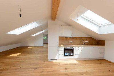 Dachgeschosswohnung in zentraler Lage von Dingolfing