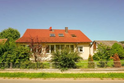 Lass hier Deine Seele baumeln - Wohnhaus mit 2 getrennten Wohnungen in Dachsbach/OT