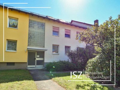 Bezugsfreie 2- Zimmer Dachgeschosswohnung in beliebter Wohngegend von Fürth!