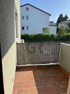 Großzügige 1 Zimmer Wohnung in ruhiger Lage