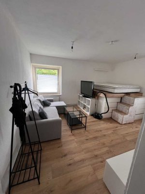 Direkt an der Leinemasch - helle 1-Zimmer-Wohnung