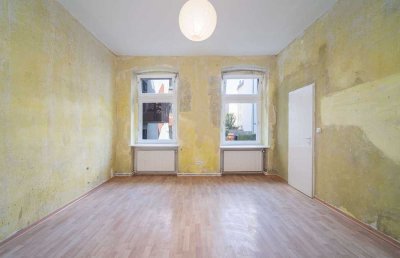 Rohbau-Altbau in Toplage Neukölln: 2 Zimmer mit Gestaltungsspielraum