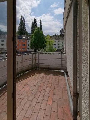 Schöne Helle 1 ZKB Wohnung, JC-fähig, 36 qm, mit Balkon, renoviert