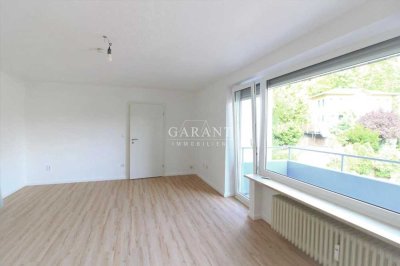 Zentrumsnahe , freihstehende Top - renovierte 2- Zimmer-Wohnung in Landshut zu verkaufen