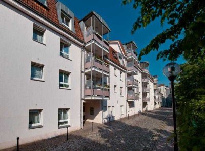 Gepflegte 2-Zimmer-Wohnung für Senioren frei!