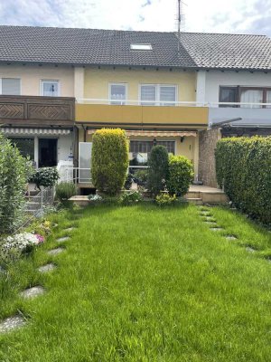 Gepflegtes Reihenmittelhaus mit 6,5 Zimmern in Unterensingen - sofort einziehen und wohlfühlen