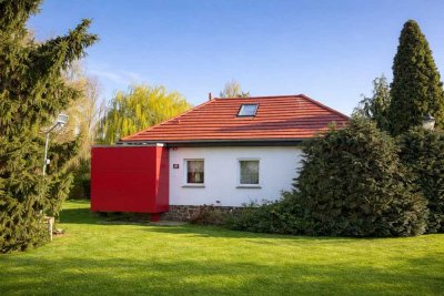 Einfamilienhaus mit parkähnlichem Grundstück - Wohnen in außergewöhnliche Privatsphäre