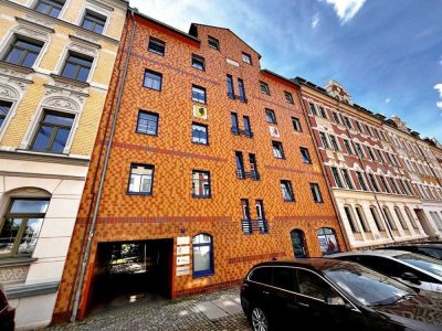 "Attraktives Mehrfamilienhaus (Bj 1998) mit Aufzug, Balkonen, Stellplätzen in Schloßchemnitz"