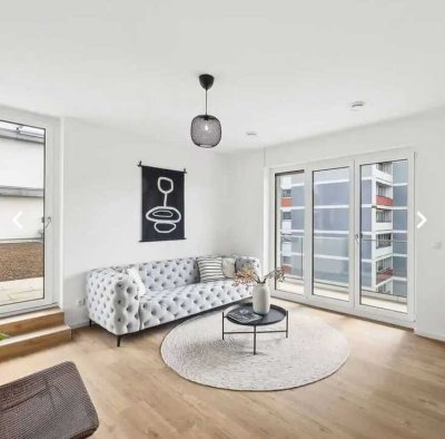 **Moderne, neuwertige 2-Zimmerwohnung mit Balkon & Einbauküche im Herzen von Landwasser**