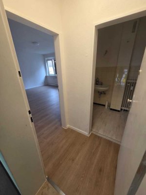 Erstbezug nach Renovierung: 1-Zimmer Wohnung mit Küche Worms Stadtzentrum