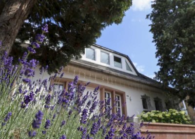 Geräumiges, 6-Raum-Einfamilienhaus mit geh. Innenausstattung in Kreuzau-Drove Kreuzau